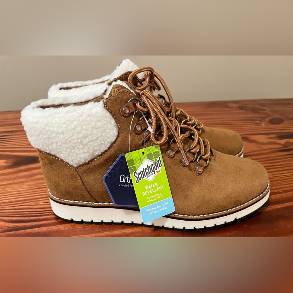 Sonoma Women’s Boots Tan Sherpa Lined Ortholite Waterproof NWT Size 9